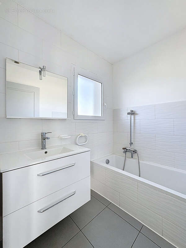 Duplex T3 avec jardin privatif - 2 parkings - Proche des plages   259 000 € - photo 10