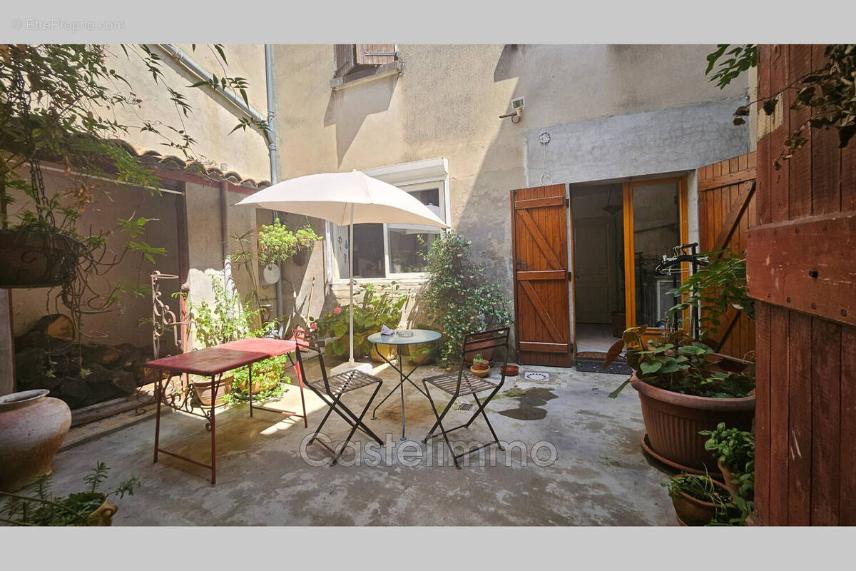 Maison à CASTELSARRASIN