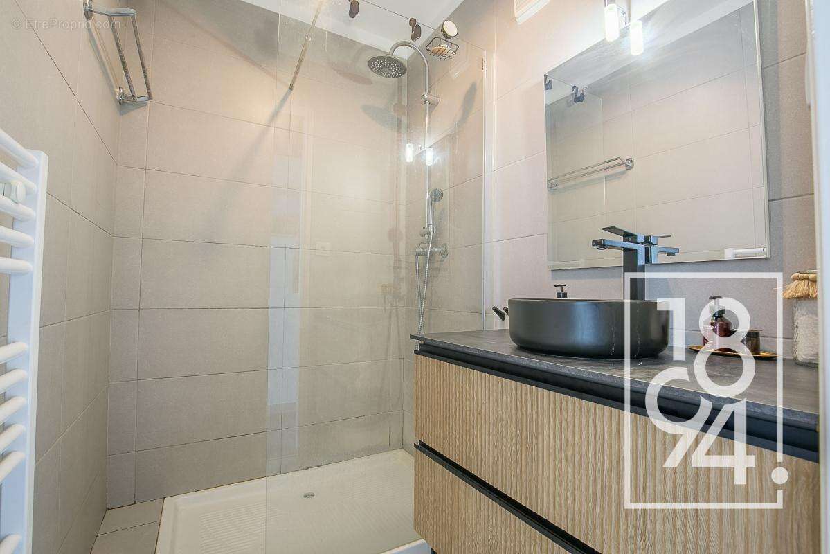 Appartement à MARSEILLE-9E