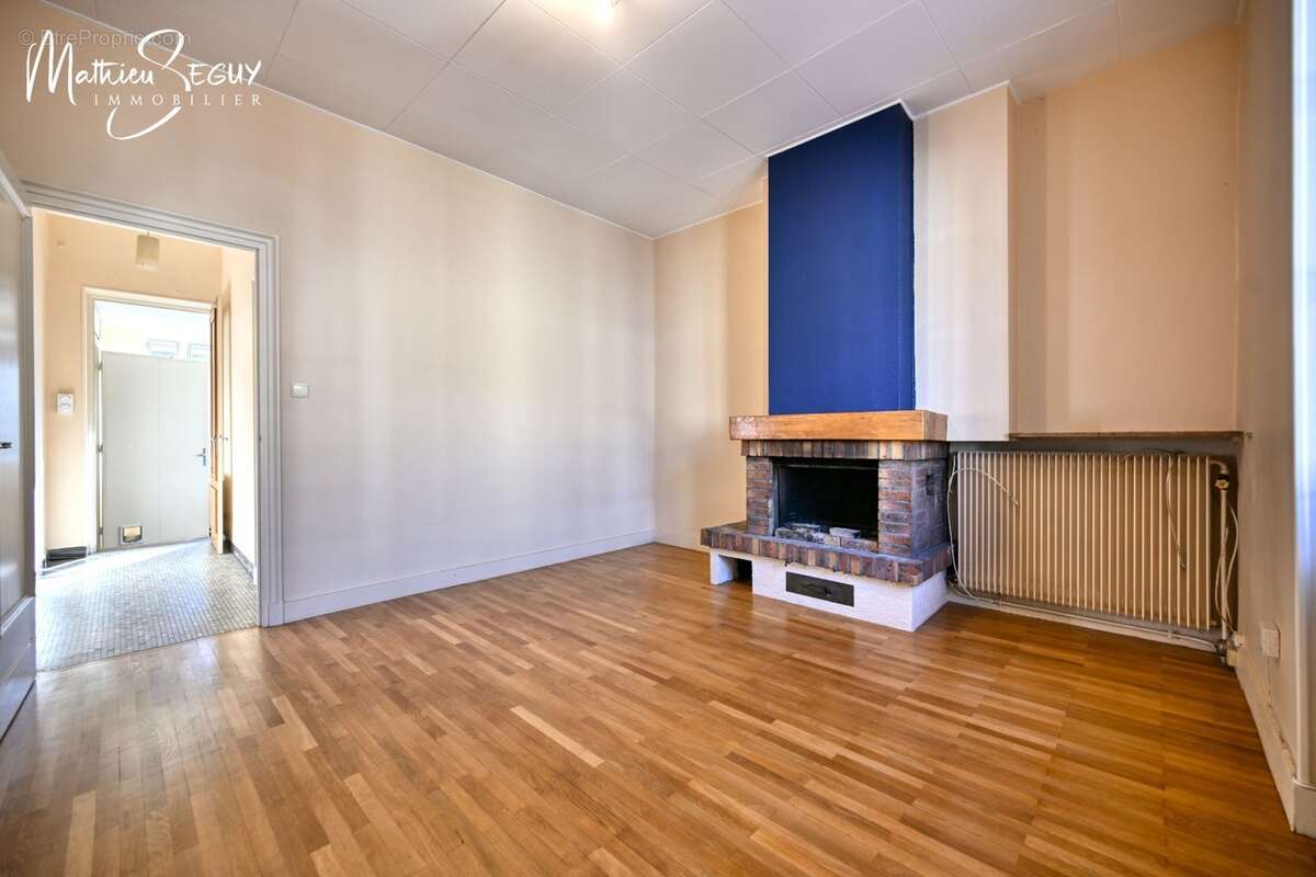 Ancienne maison du menuisier avec son atelier au coeur du village de Millery - photo 44