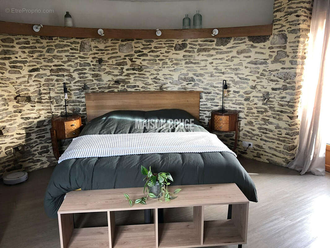 Maison à LE TOUR-DU-PARC