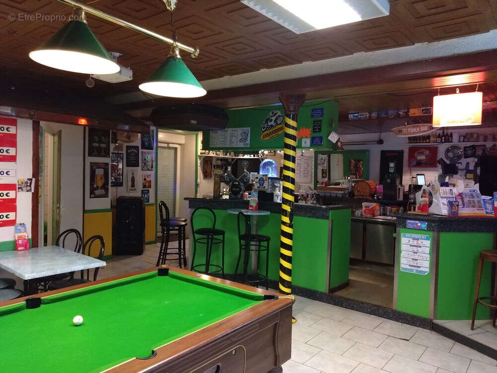 Commerce à SAULXURES-SUR-MOSELOTTE