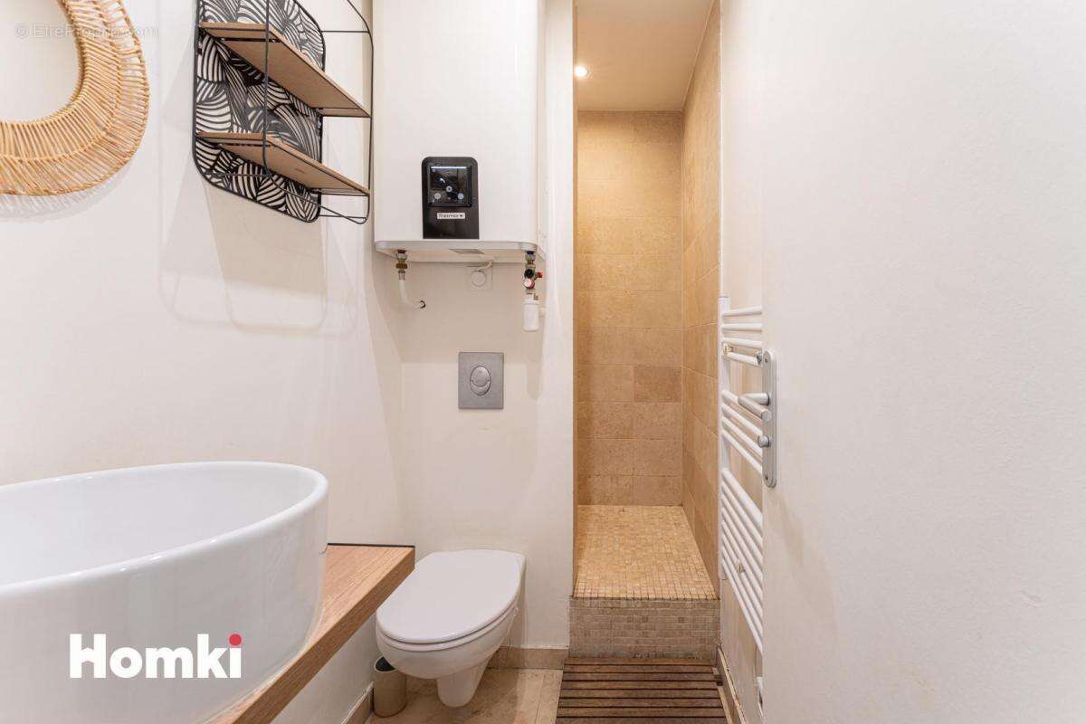 Appartement à MARSEILLE-2E