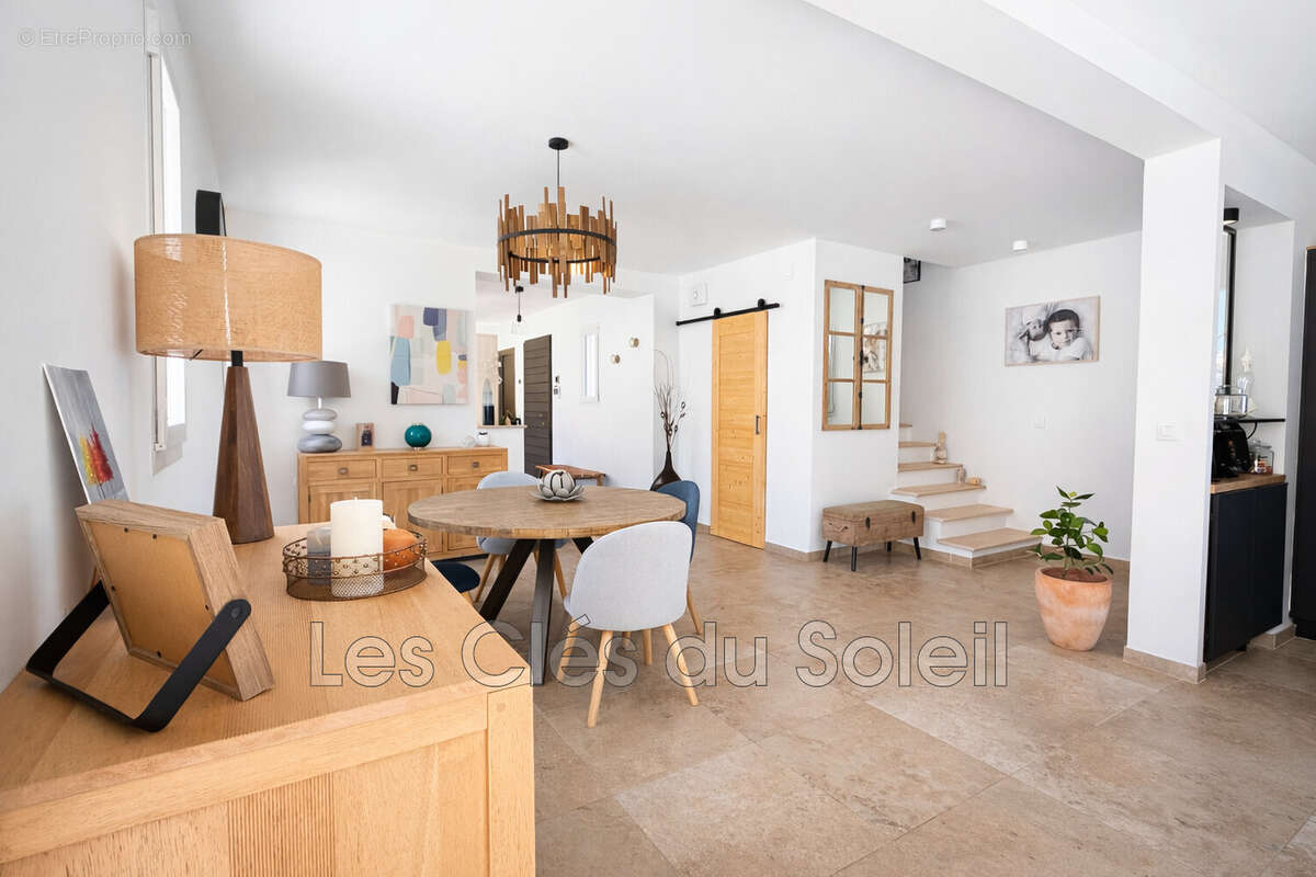 Maison à FORCALQUEIRET