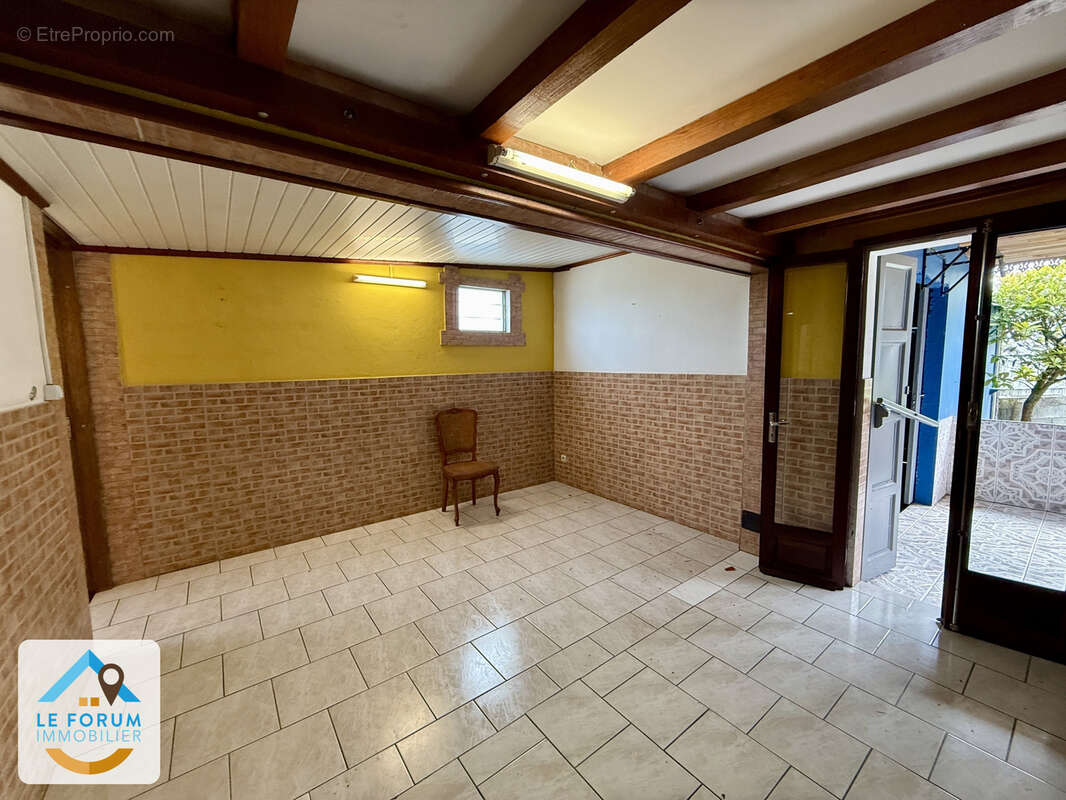 Tampon 97430 - maison t3 - cadre agréable - à proximité de tout - secteur résidentiel - photo 3
