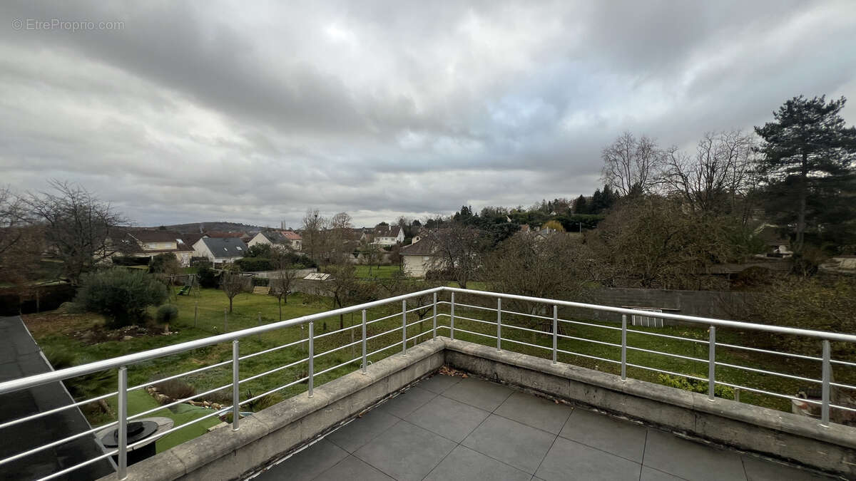 Maison à CHAMPCUEIL