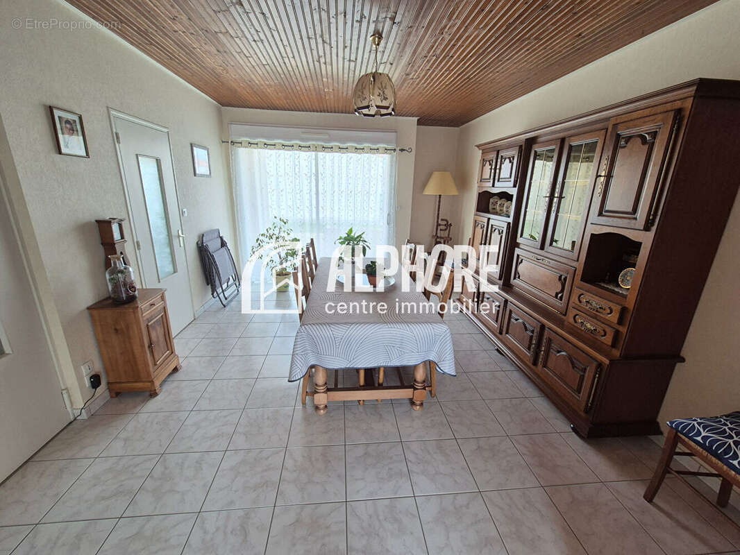 Maison Saint Martin des Noyers - 110m² habitable - 4 chambres - photo 5