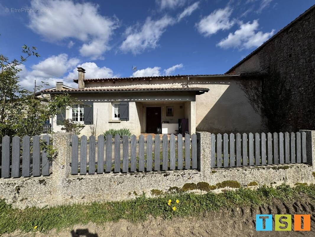 Maison à SALEICH