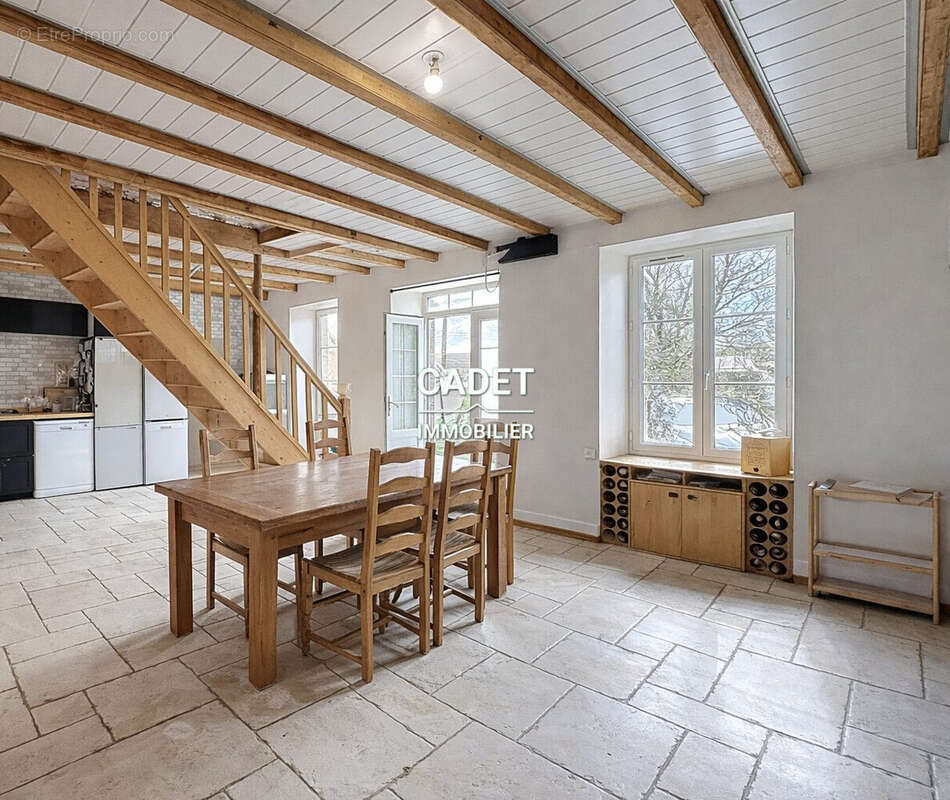 Maison à CHAMPREPUS