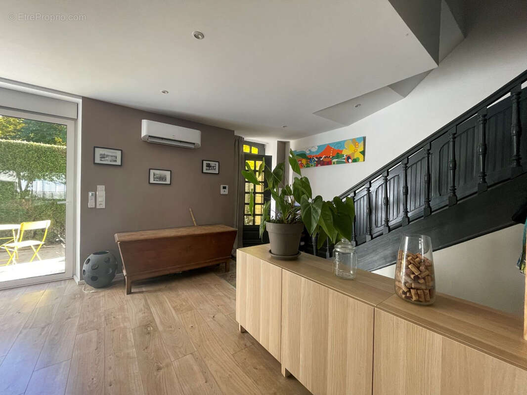 Maison à RIOM-ES-MONTAGNES