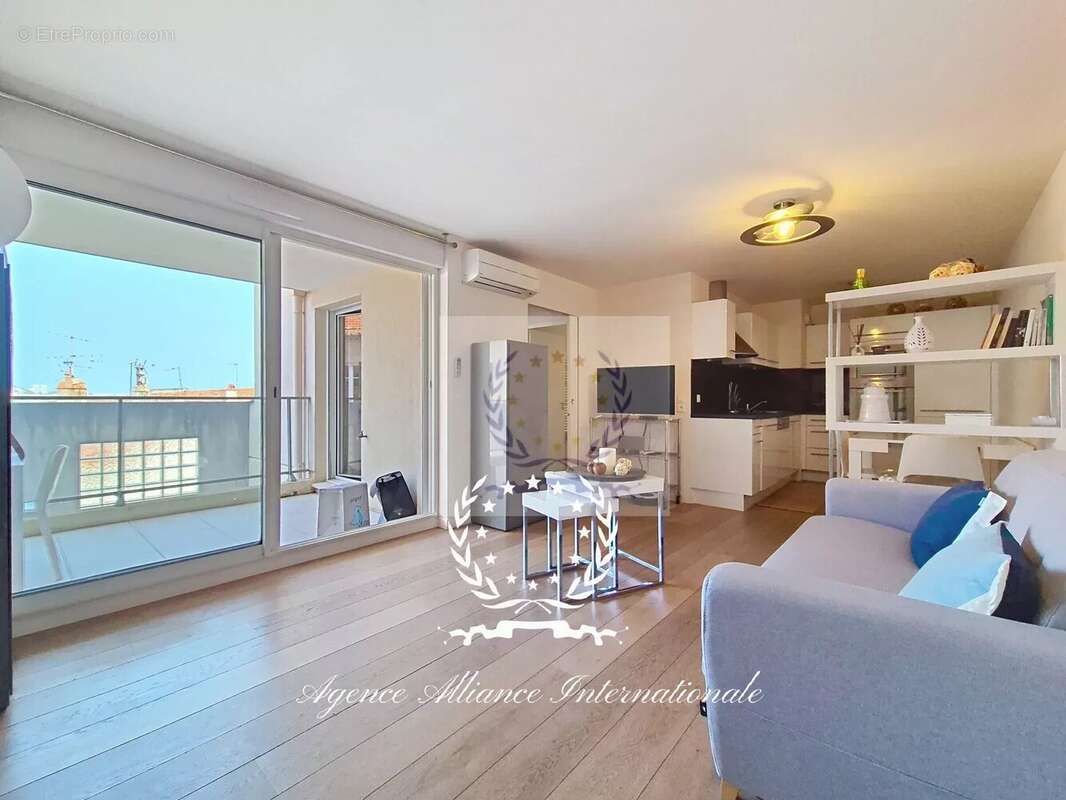 Appartement à CANNES