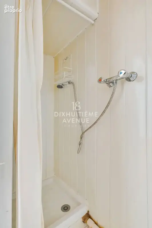 Mairie du 18ème -Rue Letort-24m² - photo 9