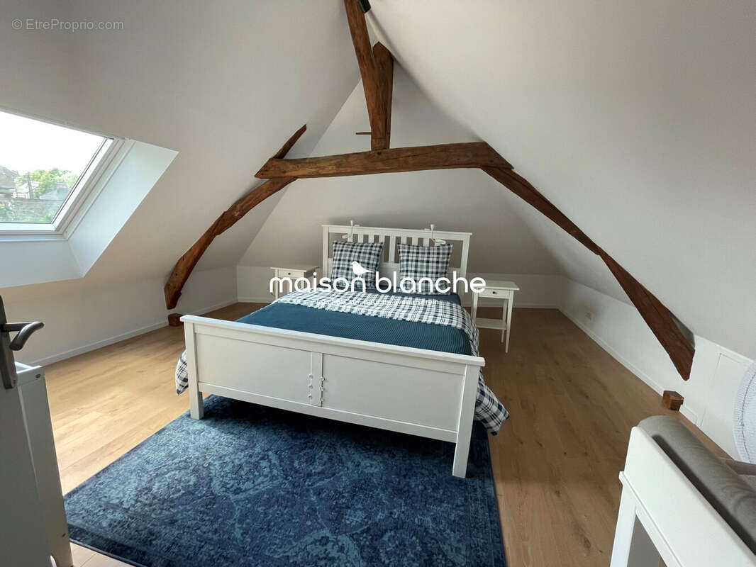Appartement à BOUCHEMAINE