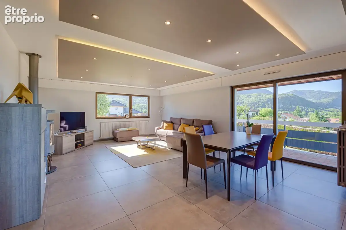 Photo Maison à Lyaud au prix de 895 000€