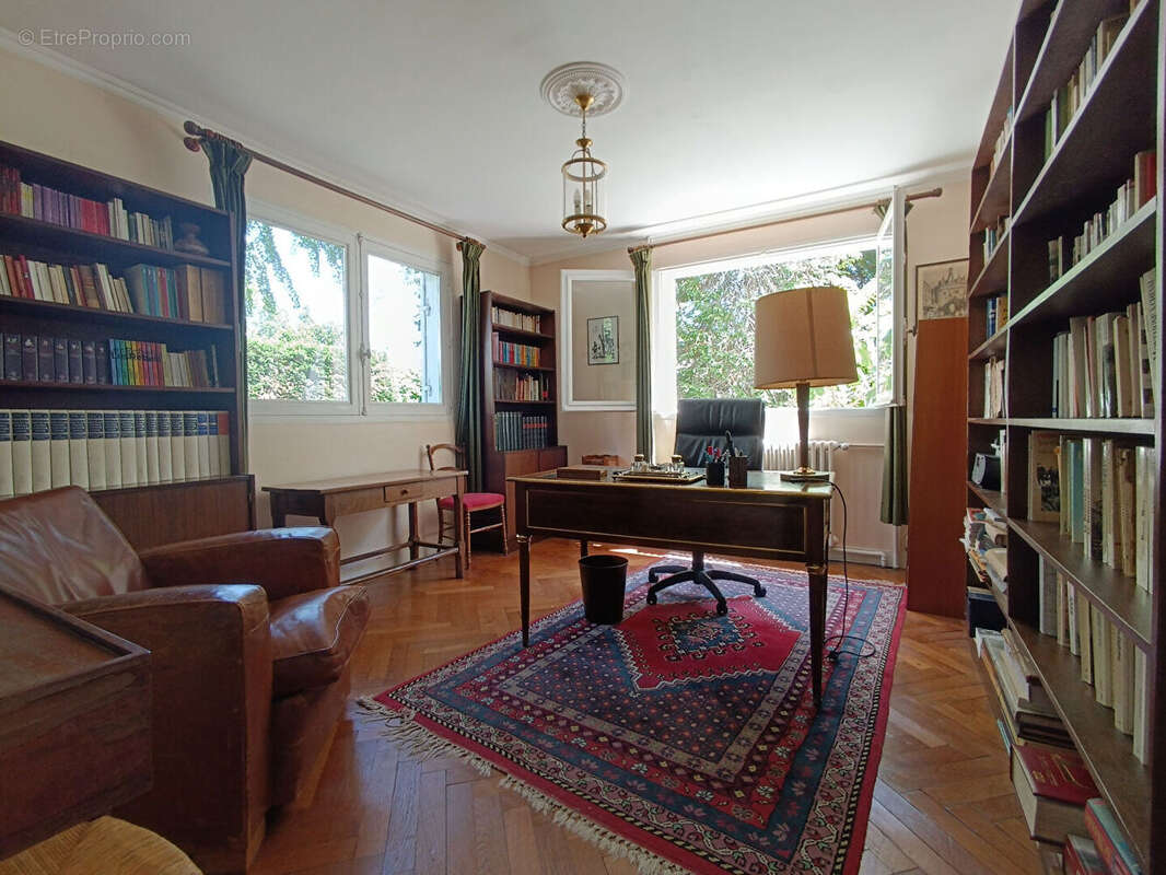 Maison à VILLENAVE-D'ORNON