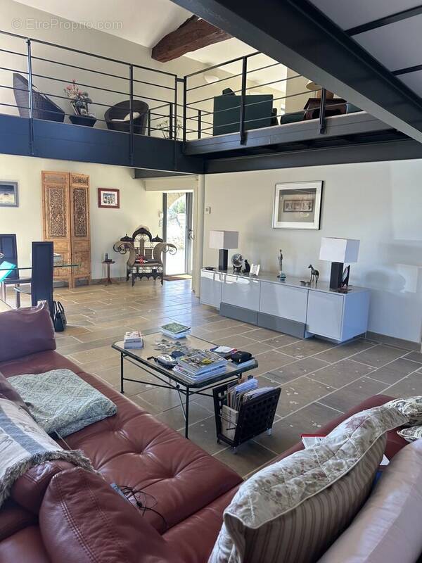 Maison à MONCLAR-DE-QUERCY