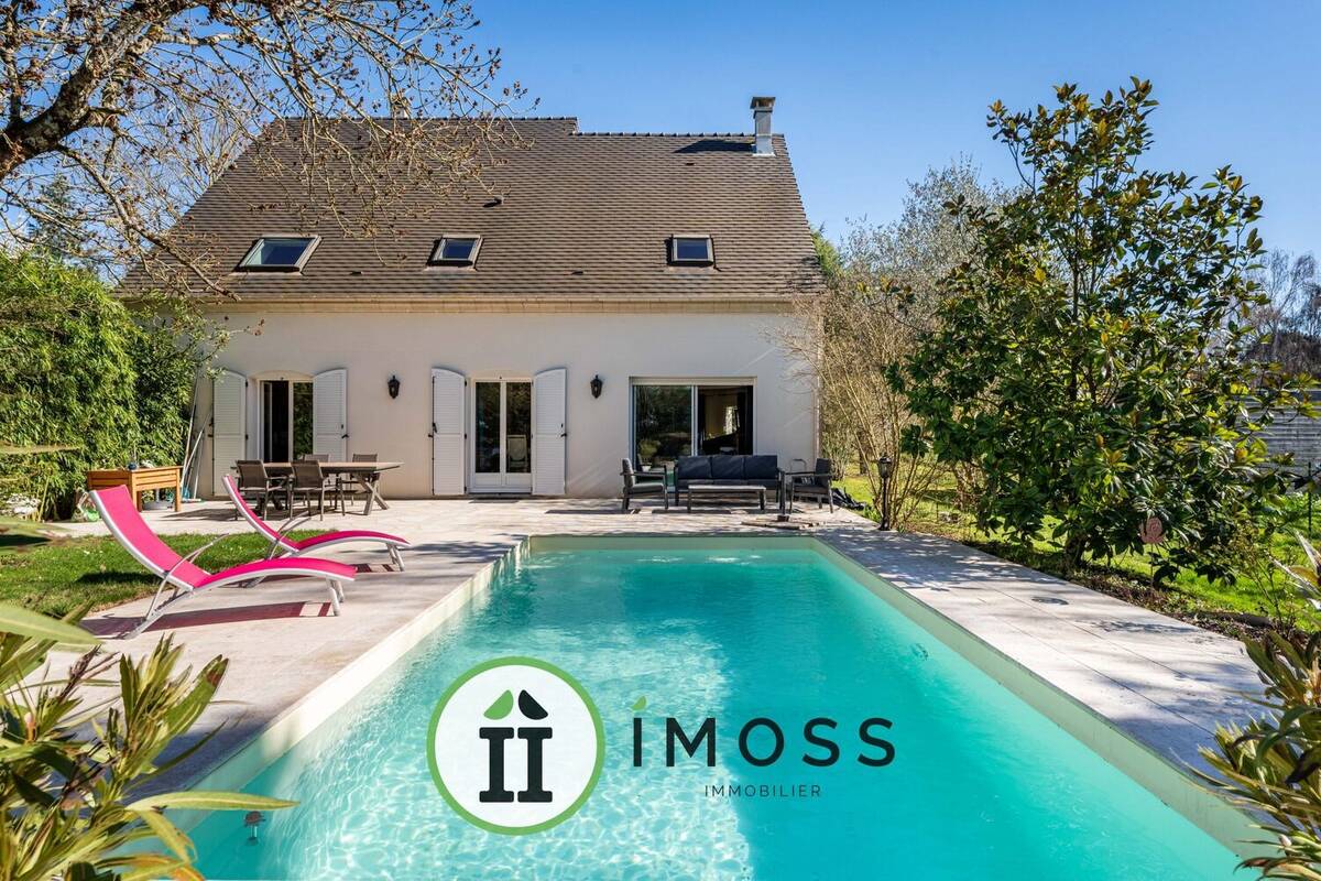 Maison à VARENNES-JARCY