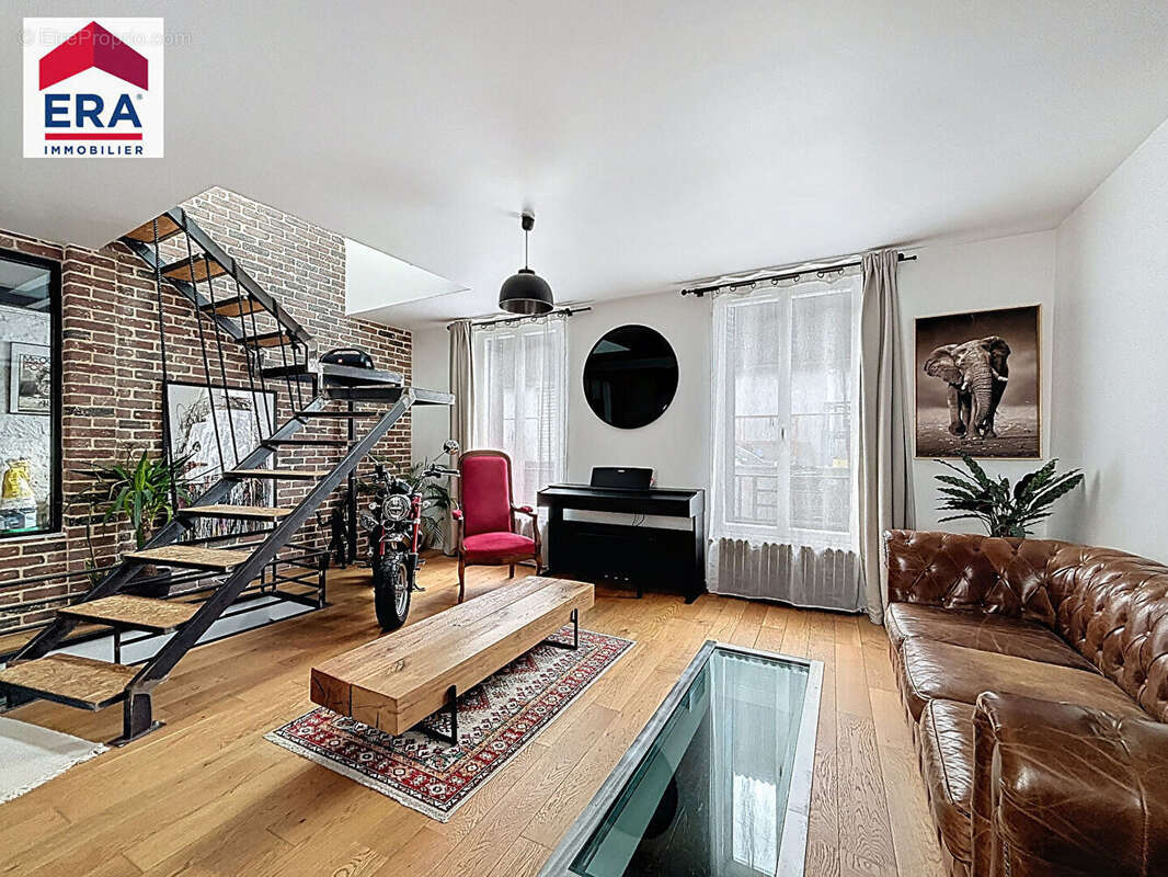 Maison à IVRY-SUR-SEINE