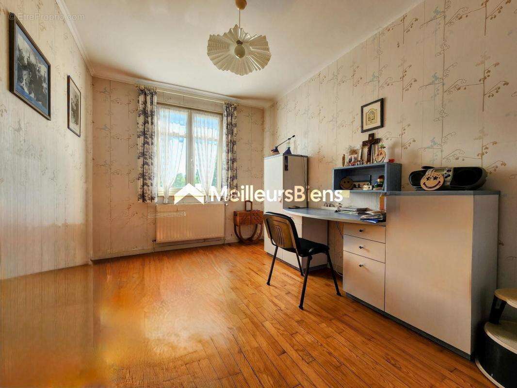 Maison à CHAMPENOUX