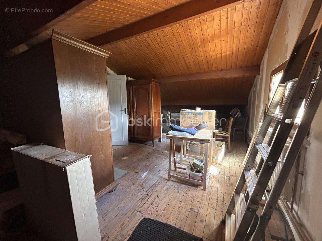 Maison à SAINT-SEURIN-SUR-L&#039;ISLE