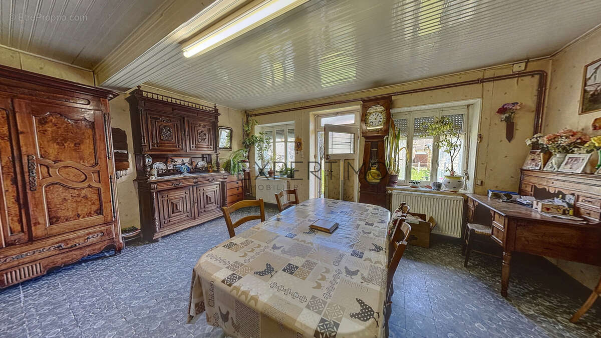 Maison à CUISERY