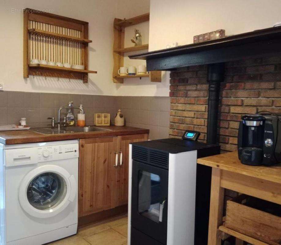 Maison à NANTEUIL-EN-VALLEE