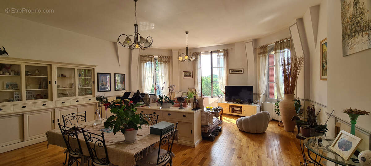 Appartement à PONT-SAINTE-MAXENCE