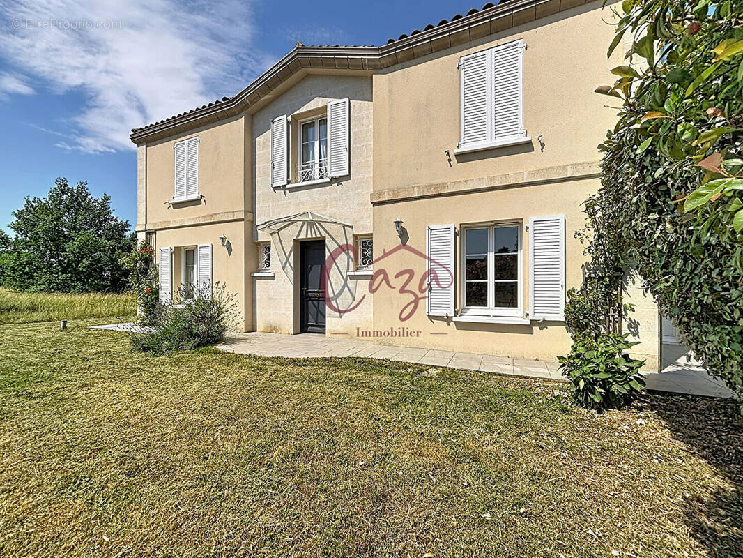 Maison à CAMBLANES-ET-MEYNAC