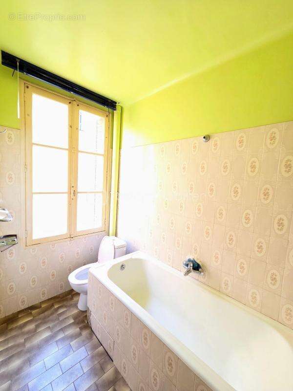 Appartement à SAINTE-ENIMIE