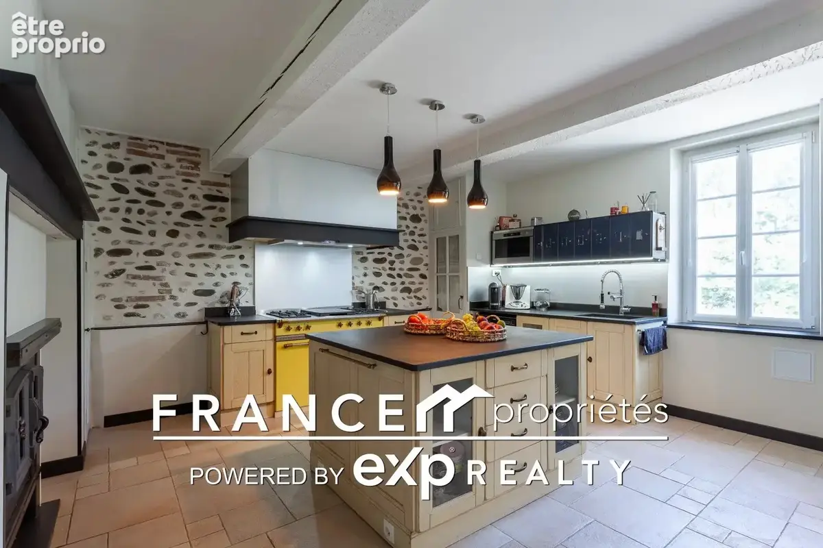 Maison 245 m² à Carbonne  - photo 7