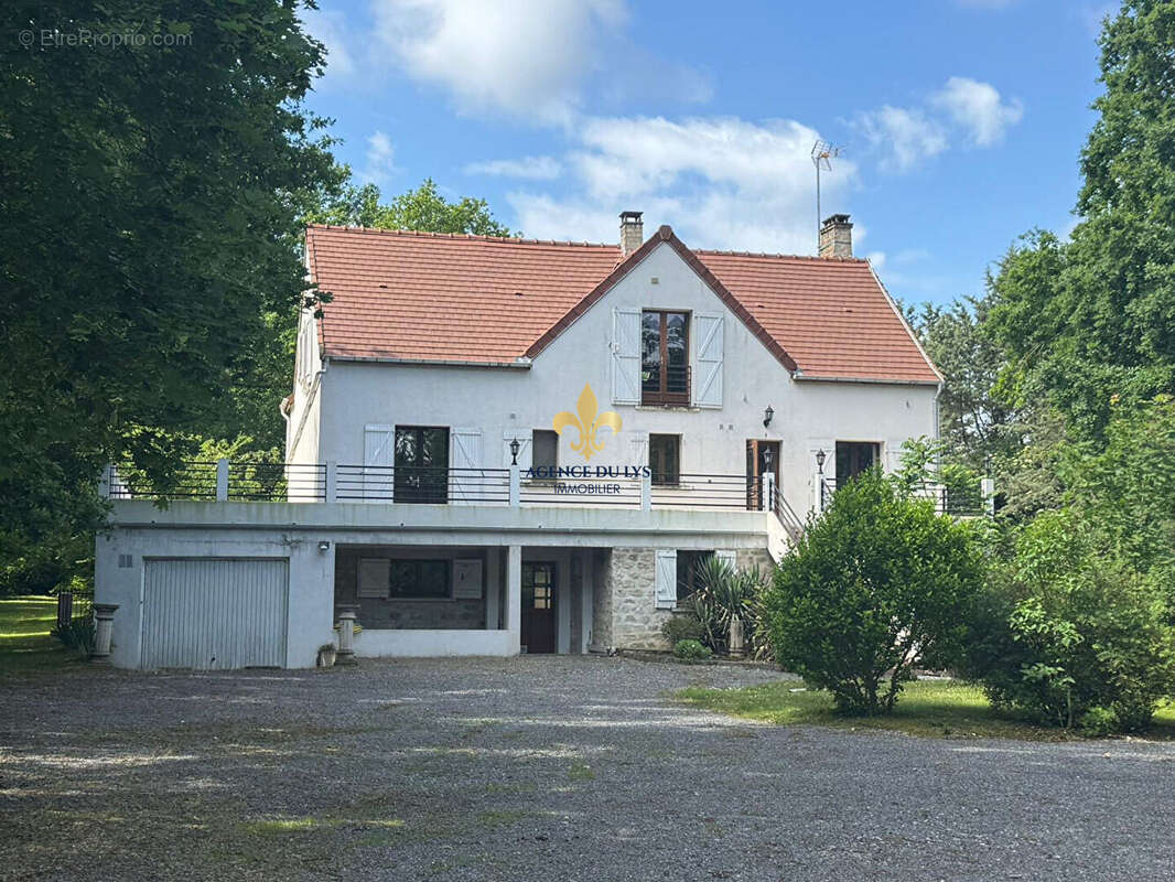 Appartement à GOUVIEUX