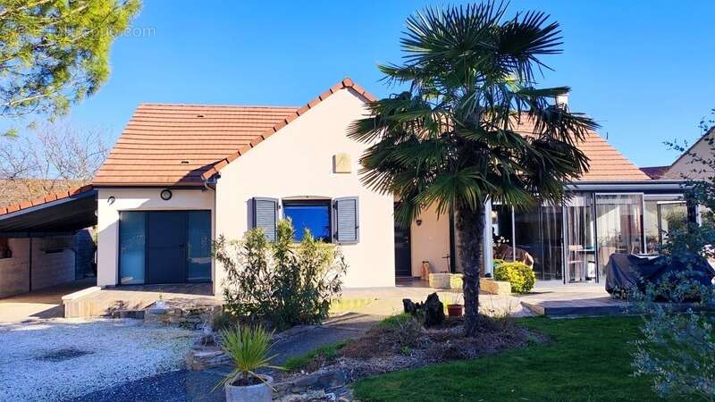Maison à LONGVIC