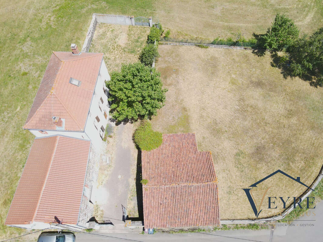 Maison 220 m² à Salledes  - photo 4