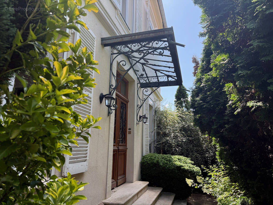 Maison à REMIREMONT