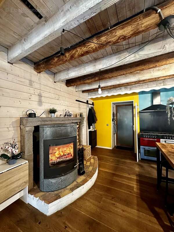 Maison à SAINT-FLORET