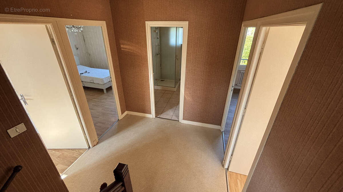 Maison à LE RELECQ-KERHUON