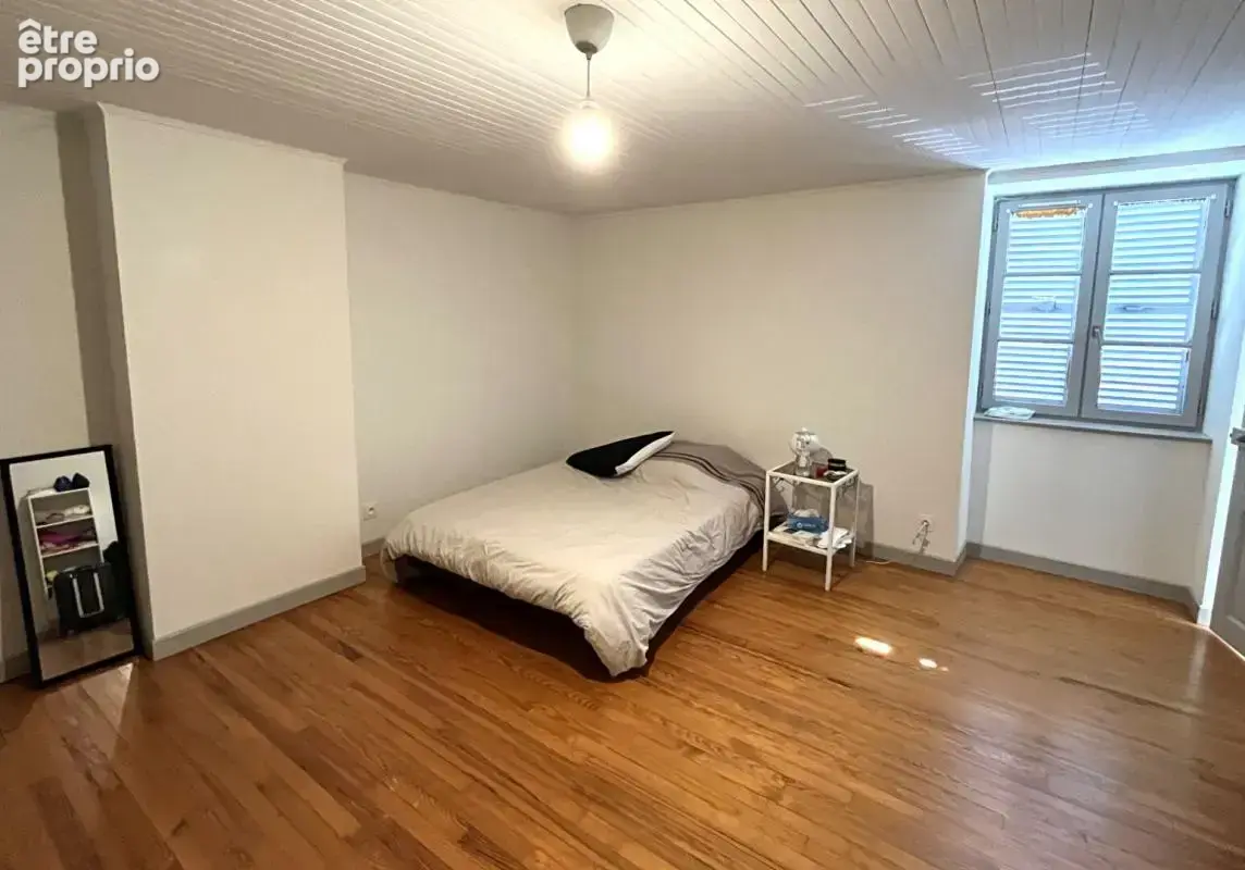 Immeuble avec local commercial et appartement  - Arinthod centre - photo 6