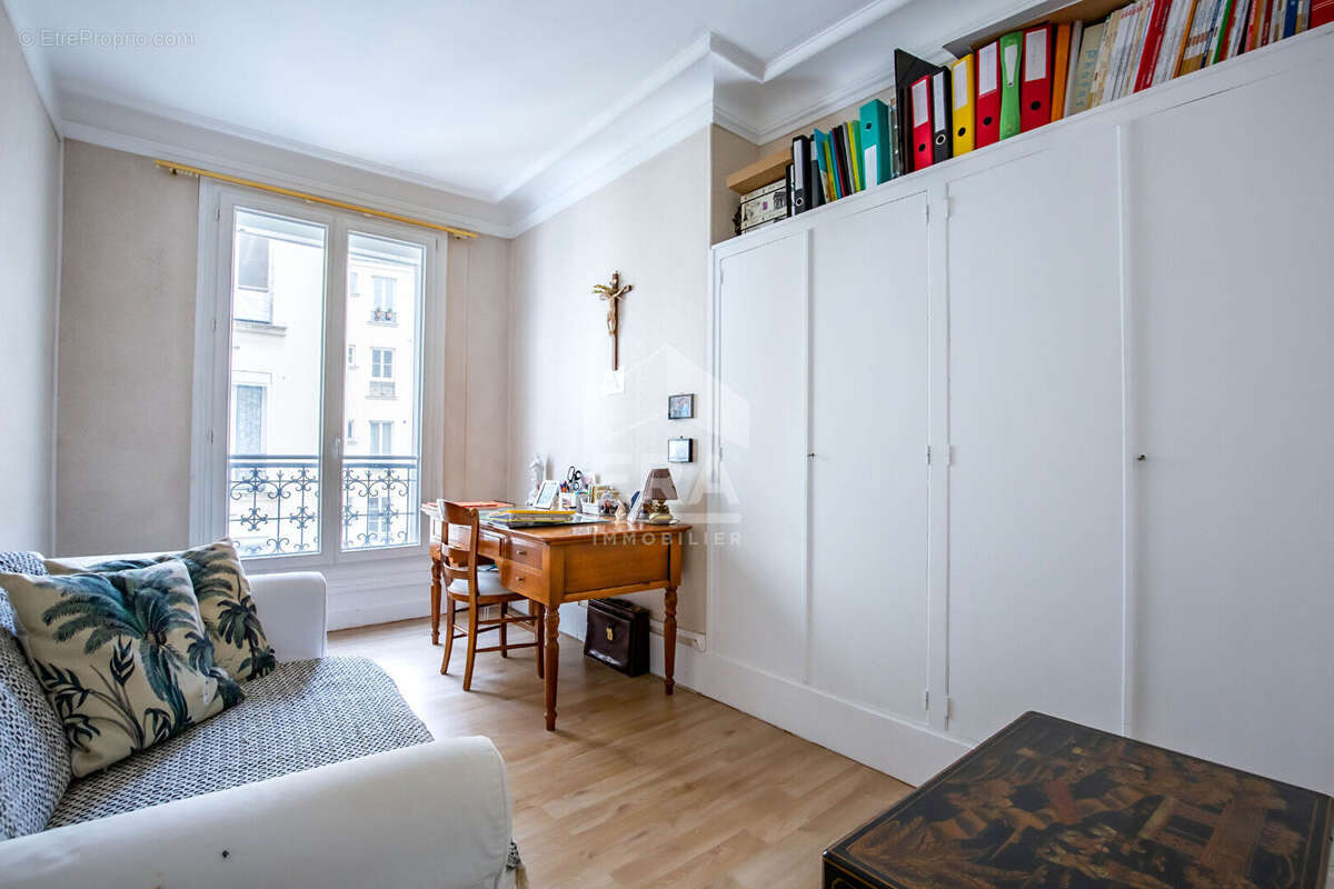Appartement à PARIS-12E