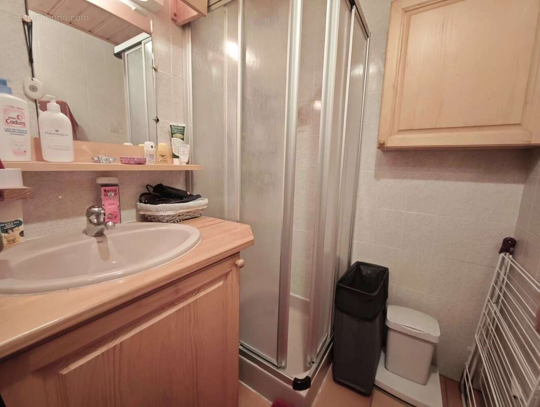 Appartement à MORILLON