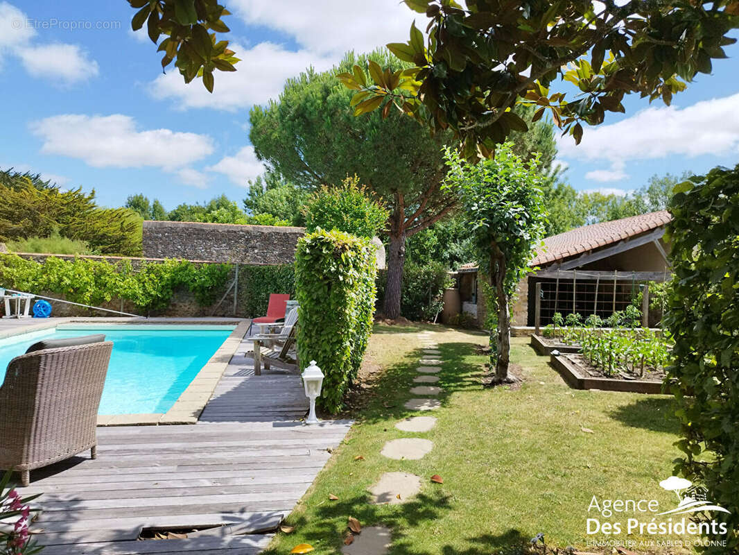 Maison à TALMONT-SAINT-HILAIRE