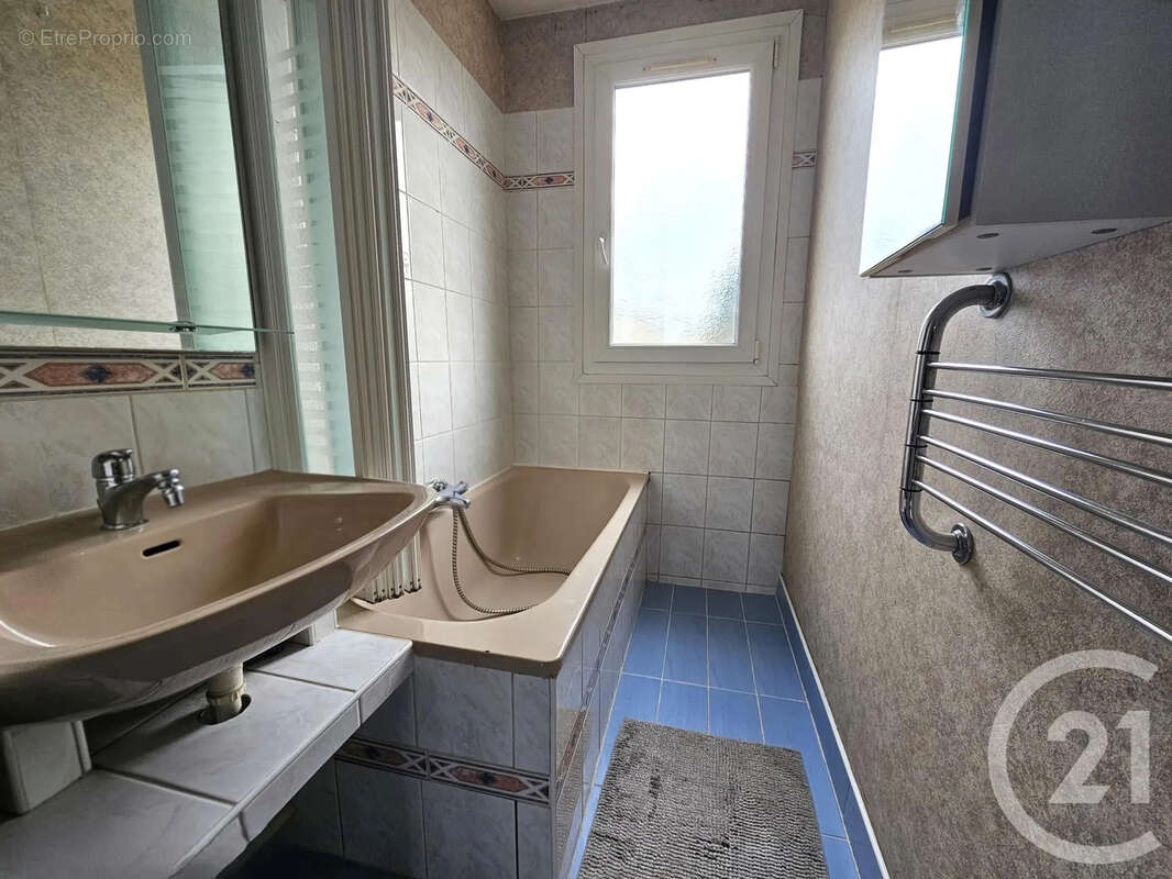 Appartement à CHAMPIGNY-SUR-MARNE