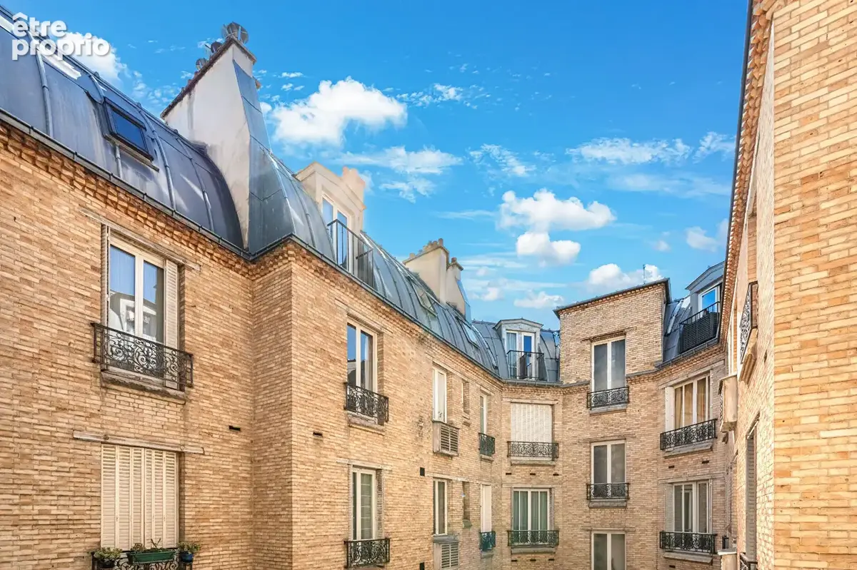 Rue de Lévis - Deux pièces - Etage élevé - Belle copropriété - photo 9