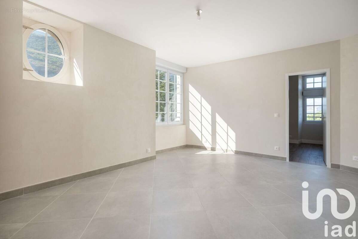 Photo 8 - Appartement à VARCES-ALLIERES-ET-RISSET