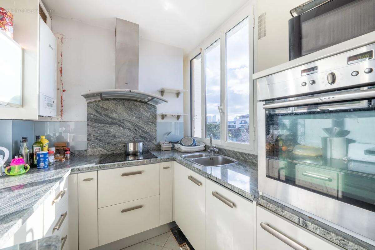 Appartement à COLOMBES