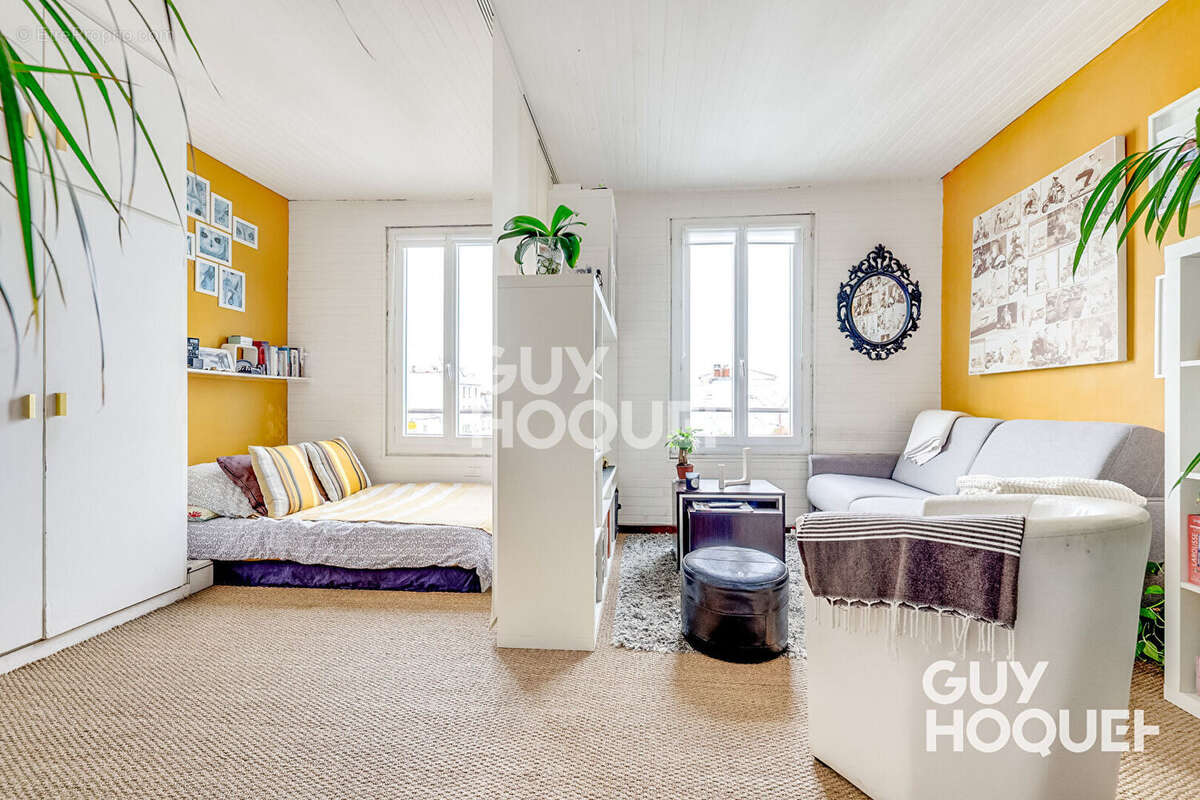 Appartement à PARIS-19E
