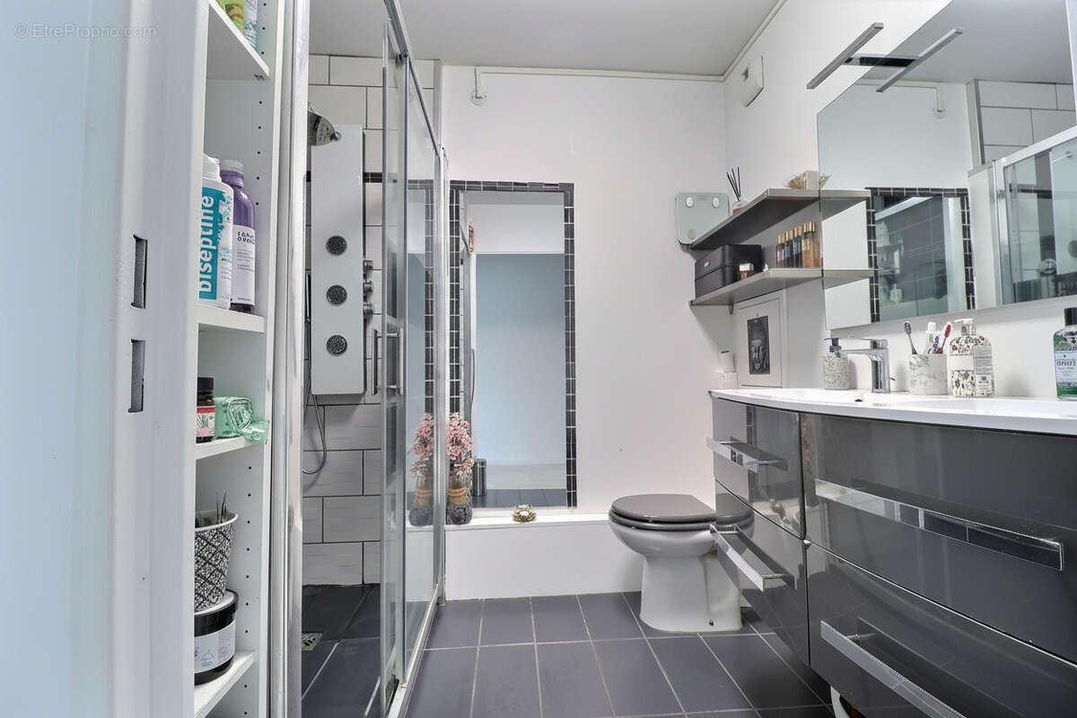 Appartement à STAINS