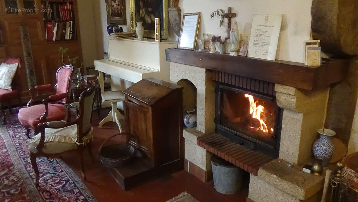 Maison à PERRECY-LES-FORGES
