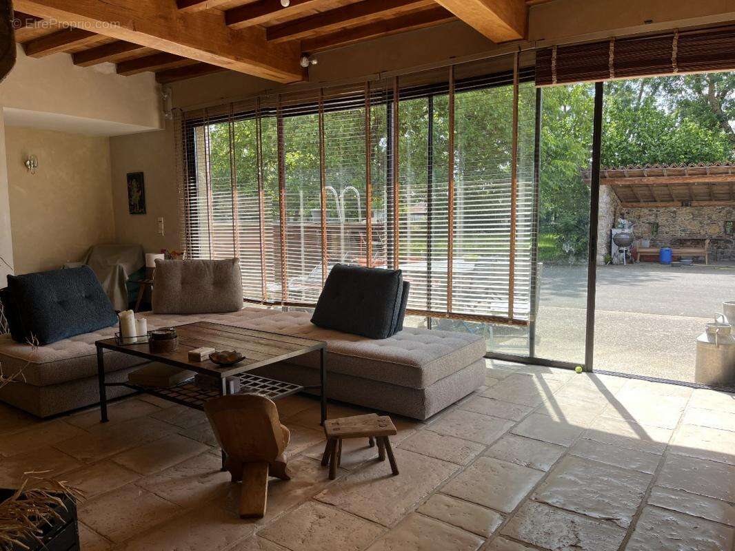 Maison à MARTRES-DE-RIVIERE