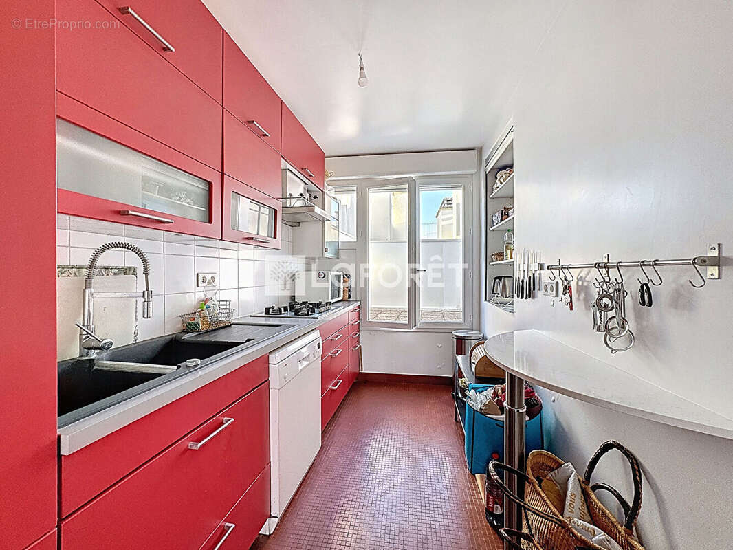 Appartement à PARIS-15E