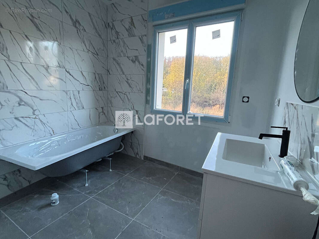 Maison à HONDAINVILLE